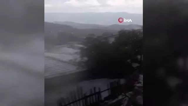 Dolu yağışı tarım arazilerine zarar verdi Dolu yağışı tarım arazilerine zarar verdi