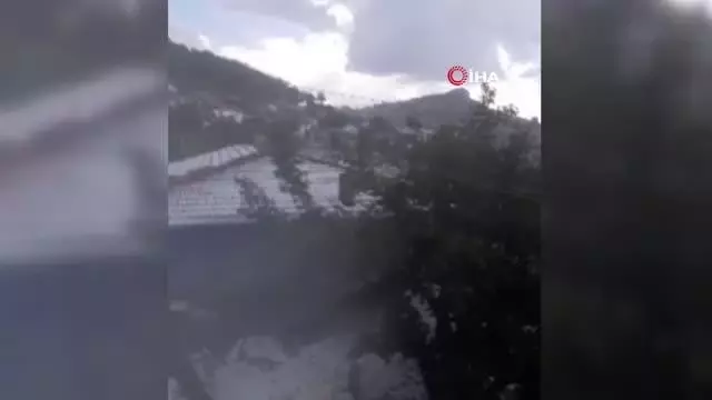 Dolu yağışı tarım arazilerine zarar verdi Dolu yağışı tarım arazilerine zarar verdi