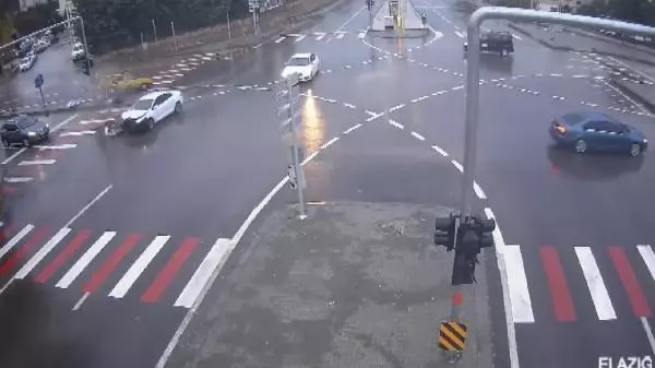 Son dakika haber! ELAZIĞ'DAKİ TRAFİK KAZALARI MOBESEDE Son dakika haber! ELAZIĞ'DAKİ TRAFİK KAZALARI MOBESEDE