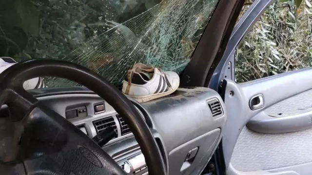 Son dakika haberleri! Elektrik direğine çarpan kamyonette sıkışan kardeşleri itfaiye kurtardı Son dakika haberleri! Elektrik direğine çarpan kamyonette sıkışan kardeşleri itfaiye kurtardı