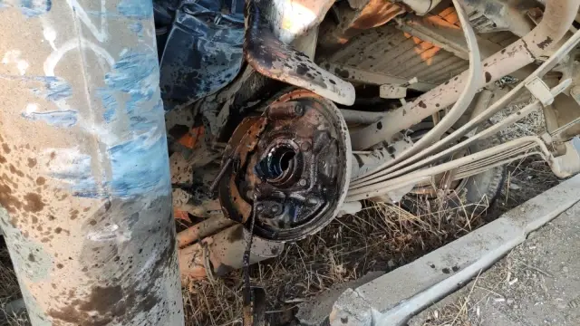 Son dakika haberleri! Elektrik direğine çarpan kamyonette sıkışan kardeşleri itfaiye kurtardı Son dakika haberleri! Elektrik direğine çarpan kamyonette sıkışan kardeşleri itfaiye kurtardı