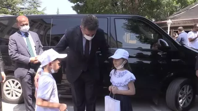 Son dakika haber... ESKİŞEHİR - Milli Eğitim Bakanı Selçuk, 'Anadolu Masalları Eskişehir Masal Evi'nin açılışını yaptı Son dakika haber... ESKİŞEHİR - Milli Eğitim Bakanı Selçuk, 'Anadolu Masalları Eskişehir Masal Evi'nin açılışını yaptı
