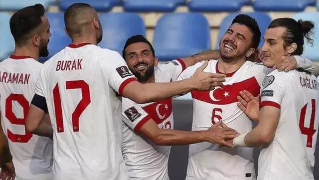 EURO 2020'nin açılış maçına çıkacak Ay-Yıldızlı takımımızı tam 400 milyon kişi seyredecek EURO 2020'nin açılış maçına çıkacak Ay-Yıldızlı takımımızı tam 400 milyon kişi seyredecek