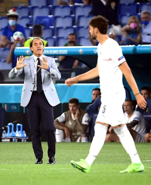 EURO 2020: Türkiye: 0 - İtalya: 0 (Maç devam ediyor) EURO 2020: Türkiye: 0 - İtalya: 0 (Maç devam ediyor)