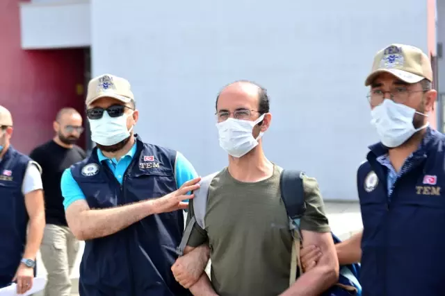 FETÖ'den 7.5 yıl hapis cezası alan müdür yardımcısı hücre evinde yakalandı FETÖ'den 7.5 yıl hapis cezası alan müdür yardımcısı hücre evinde yakalandı