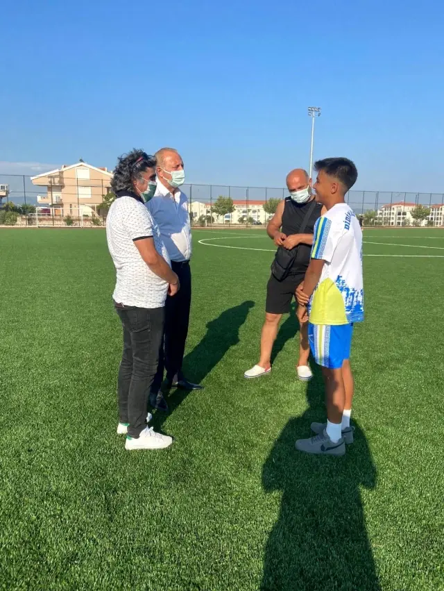 Futbolculardan Başkan Atabay'a galibiyet sözü Futbolculardan Başkan Atabay'a galibiyet sözü