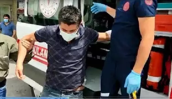 GAZİANTEP'TE DHA MUHABİRİNE SALDIRAN 4 KİŞİ ADLİYEDE GAZİANTEP'TE DHA MUHABİRİNE SALDIRAN 4 KİŞİ ADLİYEDE