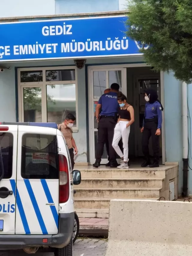 Gediz'de 3 hırsızlık zanlısı yakalandı Gediz'de 3 hırsızlık zanlısı yakalandı