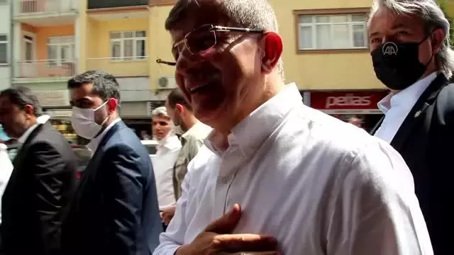 Gelecek Partisi Genel Başkanı Davutoğlu, parti teşkilatlarının açılışına katıldı Gelecek Partisi Genel Başkanı Davutoğlu, parti teşkilatlarının açılışına katıldı