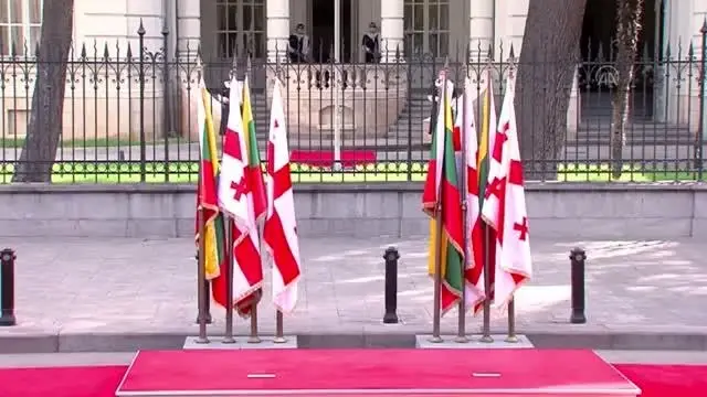 Gürcistan Cumhurbaşkanı Zurabişvili, Güney Osetya'nın işgal hattında kışkırtıcı girişimlerin devam ettiğini belirtti Gürcistan Cumhurbaşkanı Zurabişvili, Güney Osetya'nın işgal hattında kışkırtıcı girişimlerin devam ettiğini belirtti