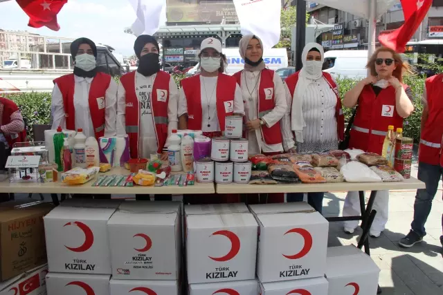 Türk Kızılay'ın 153. kuruluş yıl dönümü kutlandı Türk Kızılay'ın 153. kuruluş yıl dönümü kutlandı