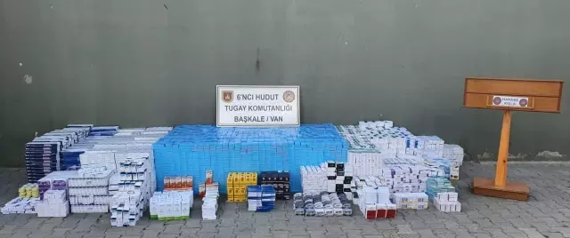 Hatay, Van ve Hakkari sınırlarında yüklü miktarda uyuşturucu madde ile sigara ele geçirildi Hatay, Van ve Hakkari sınırlarında yüklü miktarda uyuşturucu madde ile sigara ele geçirildi