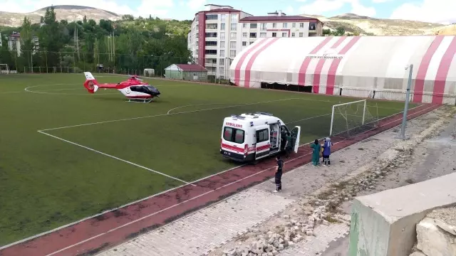İnşaattan düşen kalıp işçisi ağır yaralandı İnşaattan düşen kalıp işçisi ağır yaralandı