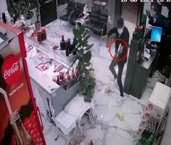 Son dakika haber... İş yerinde silahlı saldırıya uğrayan kasap, yaralandı Son dakika haber... İş yerinde silahlı saldırıya uğrayan kasap, yaralandı