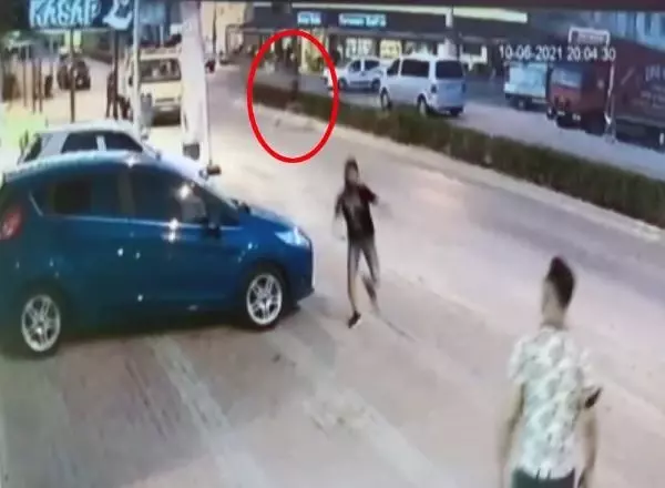 Son dakika haber... İş yerinde silahlı saldırıya uğrayan kasap, yaralandı Son dakika haber... İş yerinde silahlı saldırıya uğrayan kasap, yaralandı
