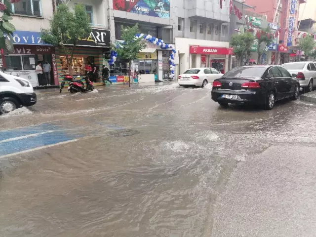 Sağanak etkili oldu Sağanak etkili oldu