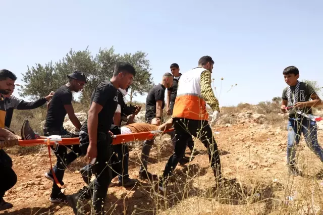 'İsrail güçlerinin Nablus'taki protestolara müdahalesinde 1 Filistinli öldü, 110 Filistinli yaralandı' 'İsrail güçlerinin Nablus'taki protestolara müdahalesinde 1 Filistinli öldü, 110 Filistinli yaralandı'