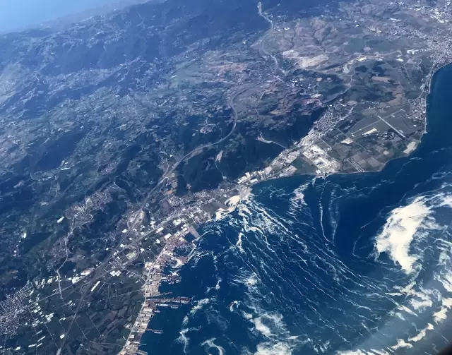 (DRONE) Müsilaj temizleme çalışmaları devam ediyor (DRONE) Müsilaj temizleme çalışmaları devam ediyor