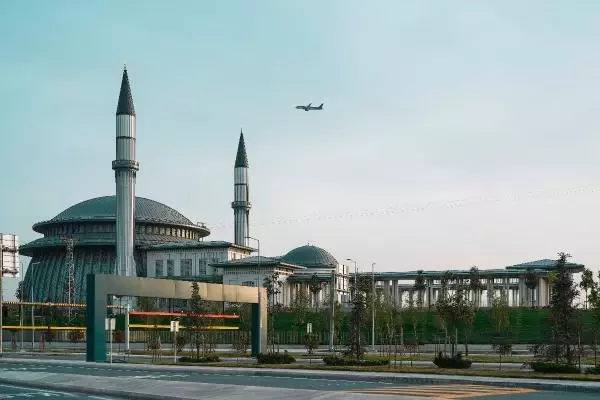 İstanbul Havalimanı'ndaki Ali Kuşçu Camii dünyanın ilk 'leed altın v4' sertifikalı camisi olarak tescillendi İstanbul Havalimanı'ndaki Ali Kuşçu Camii dünyanın ilk 'leed altın v4' sertifikalı camisi olarak tescillendi