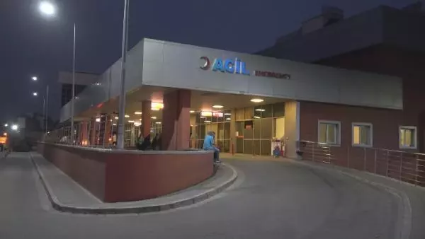 İZMİR'DE SİLAHLI KAVGA: 2 ÖLÜ İZMİR'DE SİLAHLI KAVGA: 2 ÖLÜ