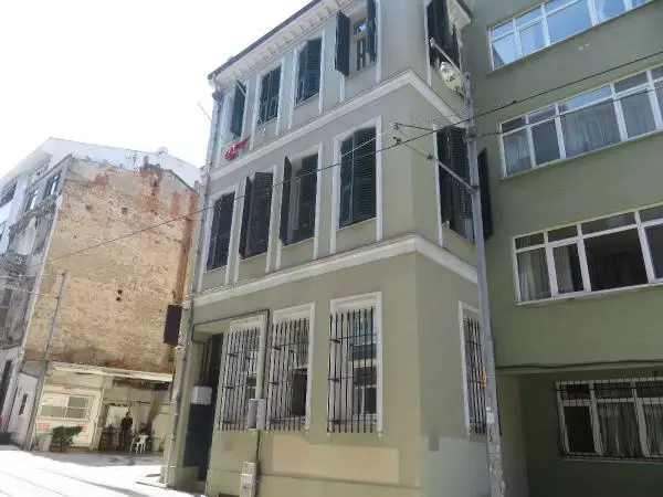 KADIKÖY'DE ŞEBNEM HEMŞİRENİN SIR ÖLÜMÜ KADIKÖY'DE ŞEBNEM HEMŞİRENİN SIR ÖLÜMÜ