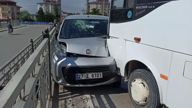 KAHRAMANMARAŞ - Trafik kazası: 3 yaralı KAHRAMANMARAŞ - Trafik kazası: 3 yaralı