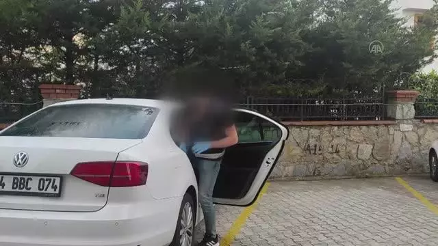 'Karagümrük çetesi' olarak bilinen suç örgütüne İstanbul merkezli operasyon 'Karagümrük çetesi' olarak bilinen suç örgütüne İstanbul merkezli operasyon