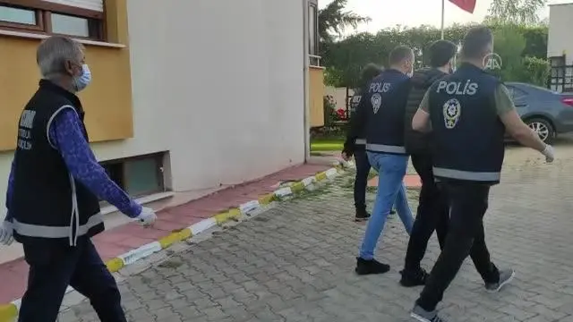 'Karagümrük çetesi' olarak bilinen suç örgütüne İstanbul merkezli operasyon 'Karagümrük çetesi' olarak bilinen suç örgütüne İstanbul merkezli operasyon
