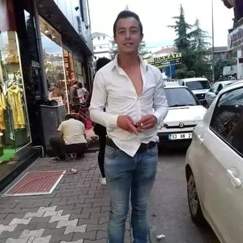 Karavanda katliam: 3 ölü Karavanda katliam: 3 ölü