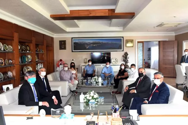 Kazakistan'dan Türkiye'ye yılda 500 bin turist geliyor Kazakistan'dan Türkiye'ye yılda 500 bin turist geliyor