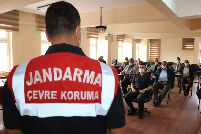 Kırıkkale'de vatandaşlar yaban hayatı konusunda bilgilendiriliyor Kırıkkale'de vatandaşlar yaban hayatı konusunda bilgilendiriliyor