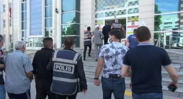 KIRŞEHİR'DE 3 KADIN CİNAYETİNİN ŞÜPHELİLERİ 16 YIL SONRA YAKALANDI KIRŞEHİR'DE 3 KADIN CİNAYETİNİN ŞÜPHELİLERİ 16 YIL SONRA YAKALANDI