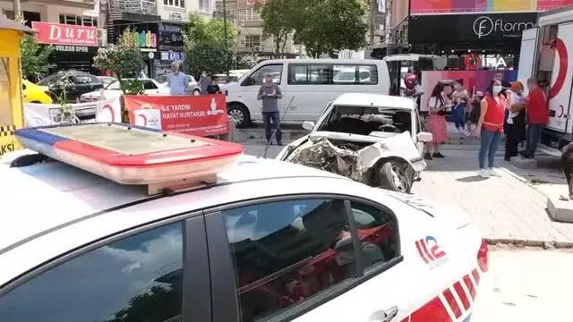 Kızılay'ın ilk yardım eğitimi gerçeği aratmadı Kızılay'ın ilk yardım eğitimi gerçeği aratmadı