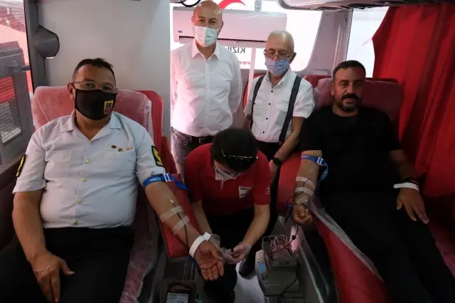 Kızılay'ın ilk yardım eğitimi gerçeği aratmadı Kızılay'ın ilk yardım eğitimi gerçeği aratmadı