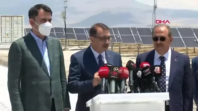 KONYA BAKAN DÖNMEZ: KARAPINAR GES'İ 2022'DE TAM KAPASİTEYLE DEVREYE ALACAĞIZ KONYA BAKAN DÖNMEZ: KARAPINAR GES'İ 2022'DE TAM KAPASİTEYLE DEVREYE ALACAĞIZ