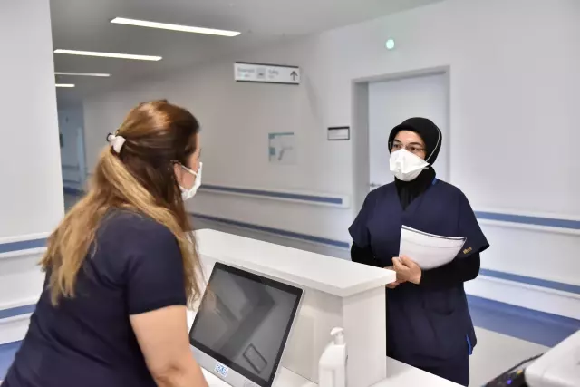 KOVİD-19 HASTALARI YAŞADIKLARINI ANLATIYOR - 'Bu geceyi de atlatır mıyım?' dediğim gecelerim oldu' KOVİD-19 HASTALARI YAŞADIKLARINI ANLATIYOR - 'Bu geceyi de atlatır mıyım?' dediğim gecelerim oldu'