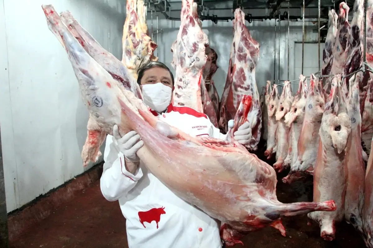 Kurban Bayramı öncesi AVM ve zincir market uyarısı: 'O kurbanlar kurban değildir'