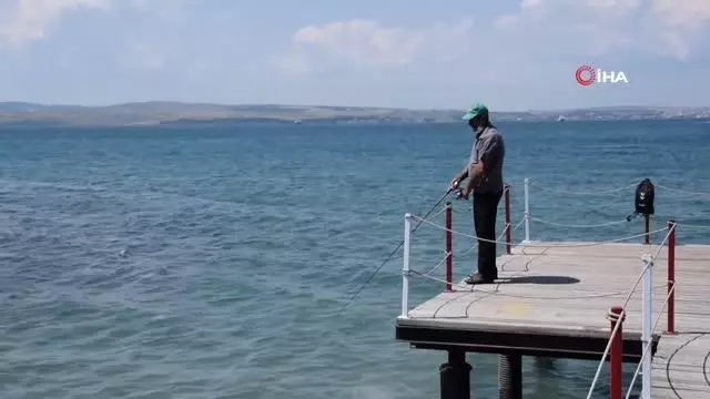 Lapseki sahillerinde denize girmek yasaklandı Lapseki sahillerinde denize girmek yasaklandı
