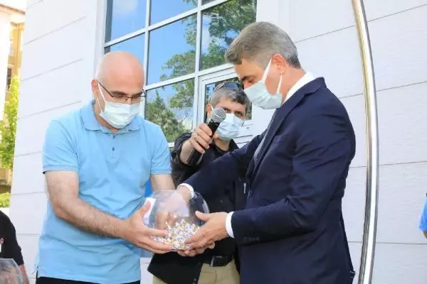 MALATYA'DA 678 DEPREM KONUTUNUN ANAHTAR TESLİMİ YAPILDI MALATYA'DA 678 DEPREM KONUTUNUN ANAHTAR TESLİMİ YAPILDI