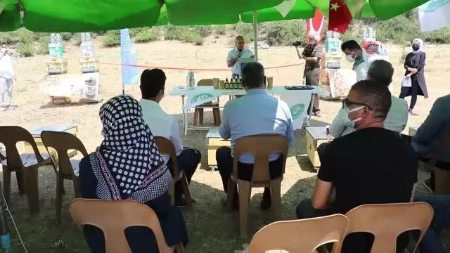 Manisa Büyükşehir'den arıcılık ekonomisine büyük destek Manisa Büyükşehir'den arıcılık ekonomisine büyük destek