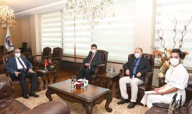 Mersin Valisi Su, BMMYK Türkiye Temsilcisi Leclerc ve beraberindeki heyeti kabul etti Mersin Valisi Su, BMMYK Türkiye Temsilcisi Leclerc ve beraberindeki heyeti kabul etti