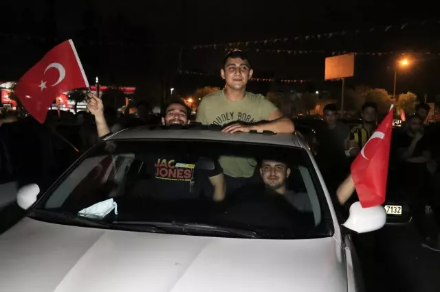 Millet Bahçesinde milli maç heyecanı Millet Bahçesinde milli maç heyecanı