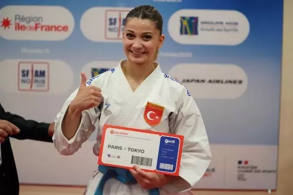 Son dakika haberi! Bakan Kasapoğlu'ndan milli karatecilere tebrik Son dakika haberi! Bakan Kasapoğlu'ndan milli karatecilere tebrik
