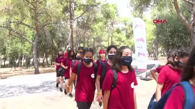 MİNİKLER ÇEVRE TEMİZLİĞİ YAPTI MİNİKLER ÇEVRE TEMİZLİĞİ YAPTI