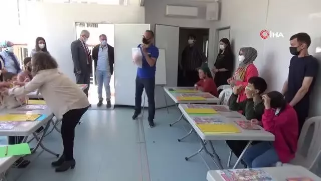 'Motivasyon Tırı' özel eğitim öğrencileriyle buluştu 'Motivasyon Tırı' özel eğitim öğrencileriyle buluştu