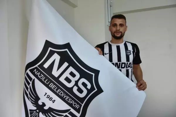 Nazilli Belediyespor'da Sefa Korkmaz'dan imza Nazilli Belediyespor'da Sefa Korkmaz'dan imza