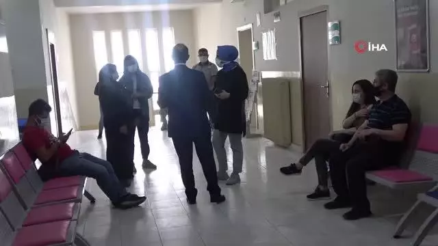 Niğde'de Koronavirüs aşısına yoğun ilgi Niğde'de Koronavirüs aşısına yoğun ilgi
