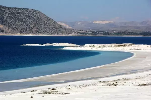 BURDUR NORMALLEŞME SÜRECİYLE SALDA'DA ZİYARETÇİ YOĞUNLUĞU BURDUR NORMALLEŞME SÜRECİYLE SALDA'DA ZİYARETÇİ YOĞUNLUĞU