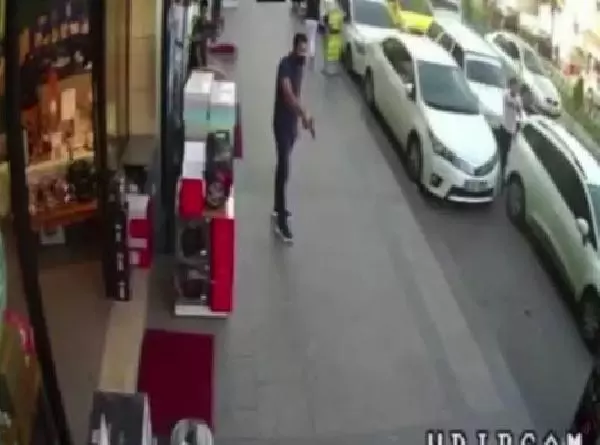 'Nuriş Kardeşler'e yapılan operasyonda 19 kişi gözaltına alındı 'Nuriş Kardeşler'e yapılan operasyonda 19 kişi gözaltına alındı