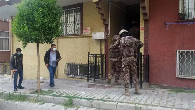 'Nuriş Kardeşler'e yapılan operasyonda 19 kişi gözaltına alındı 'Nuriş Kardeşler'e yapılan operasyonda 19 kişi gözaltına alındı